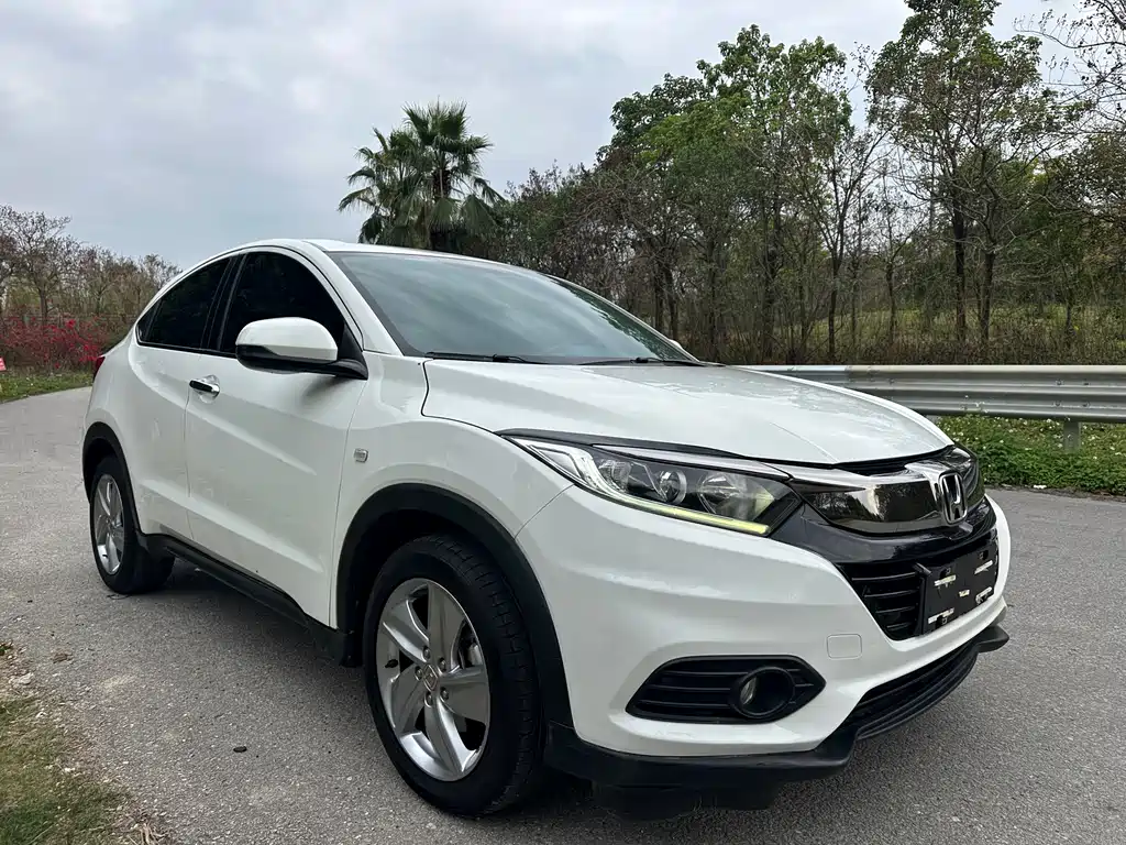 Honda Vezel 2022 — фото 3