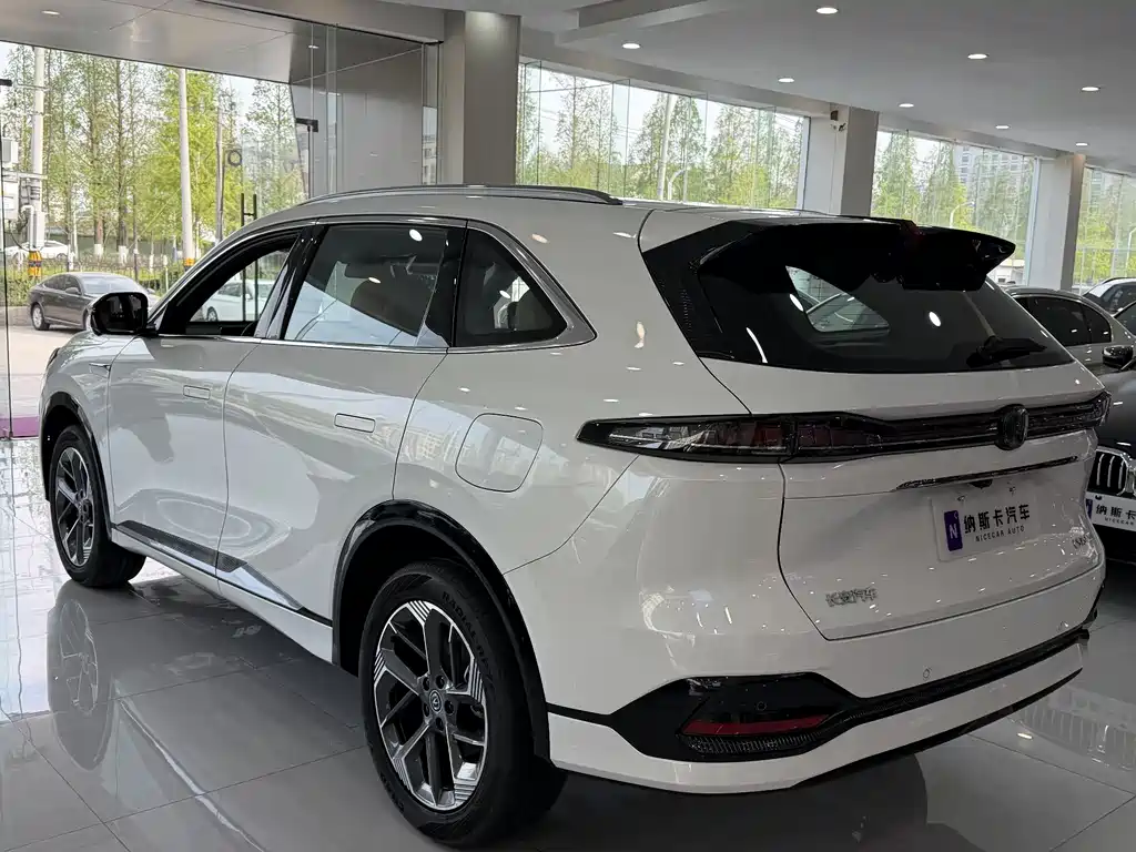 Changan CS75 PLUS 2026 — фото 4
