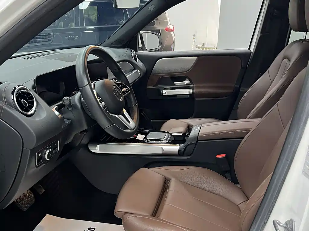 Mercedes-Benz GLB 2020 — фото 24