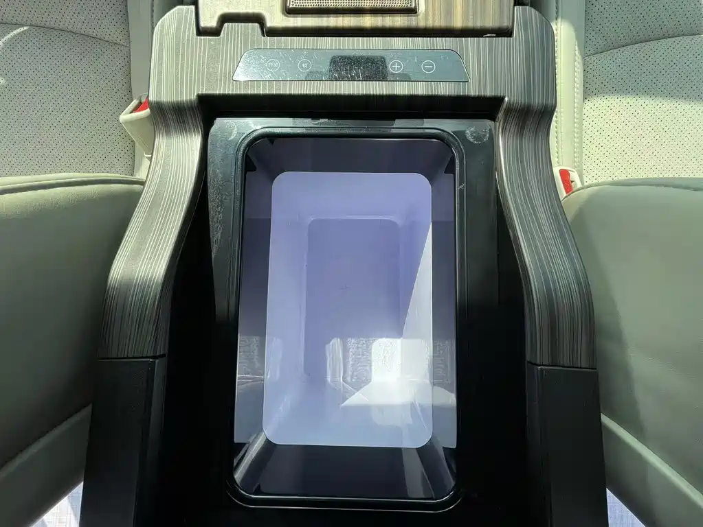 Toyota Sienna 2025 — фото 17