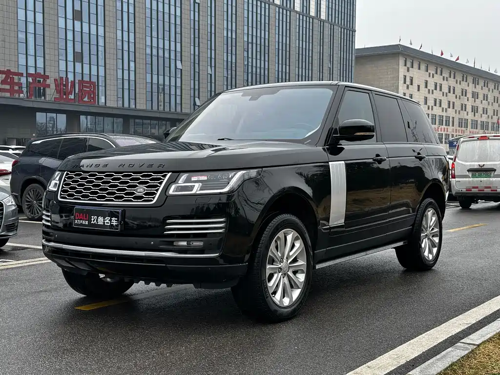 Land Rover Range Rover 2015 — фото 1