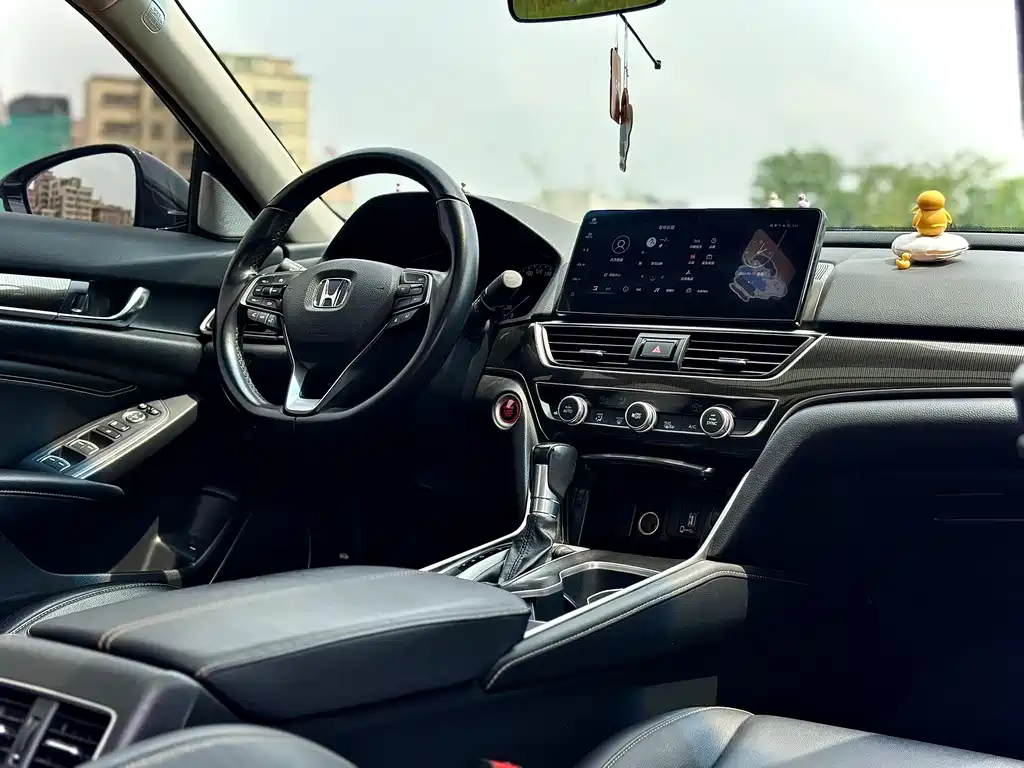 Honda Accord 2023 — фото 12