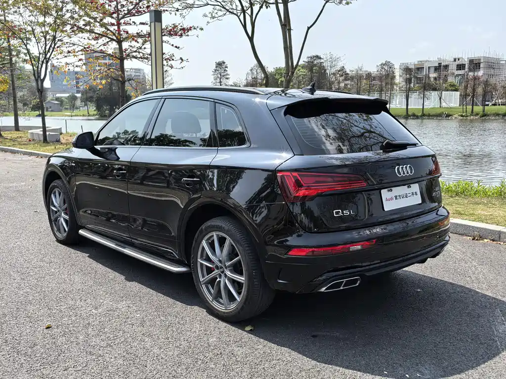 Audi Q5L 2022 — фото 4