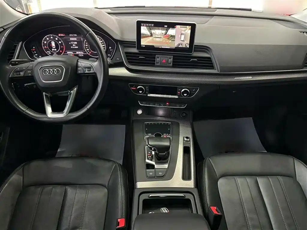 Audi Q5L 2021 — фото 16
