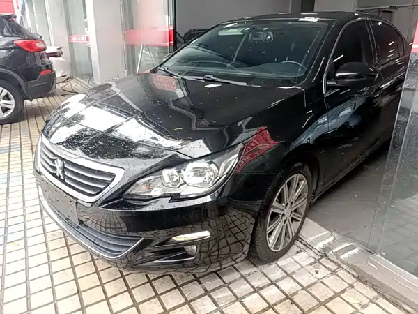 Peugeot 408 2016