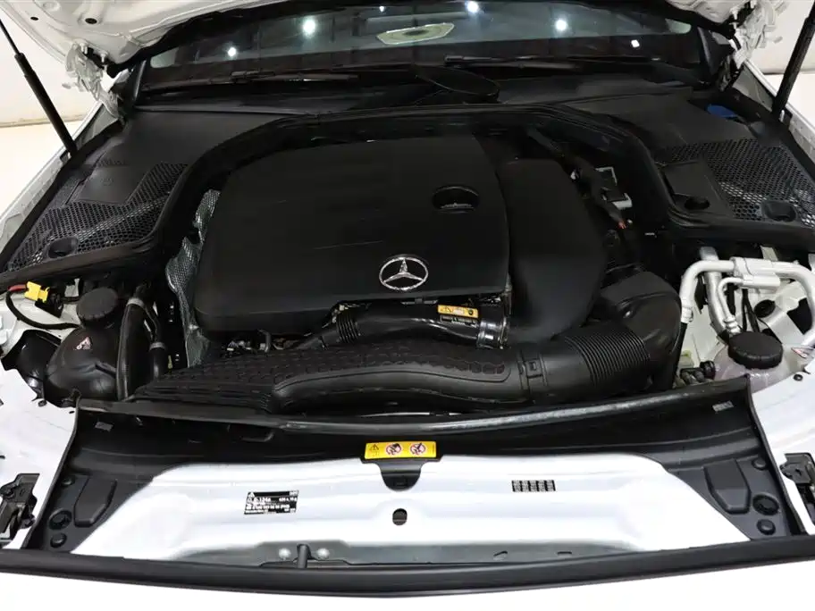 Mercedes-Benz C-Class 2020 — фото 20