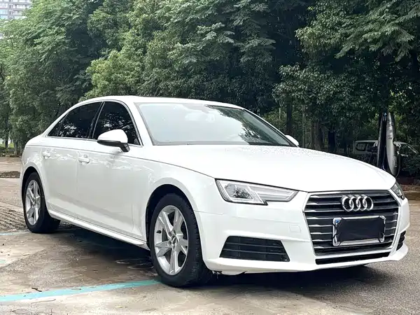 Audi A4L 2017