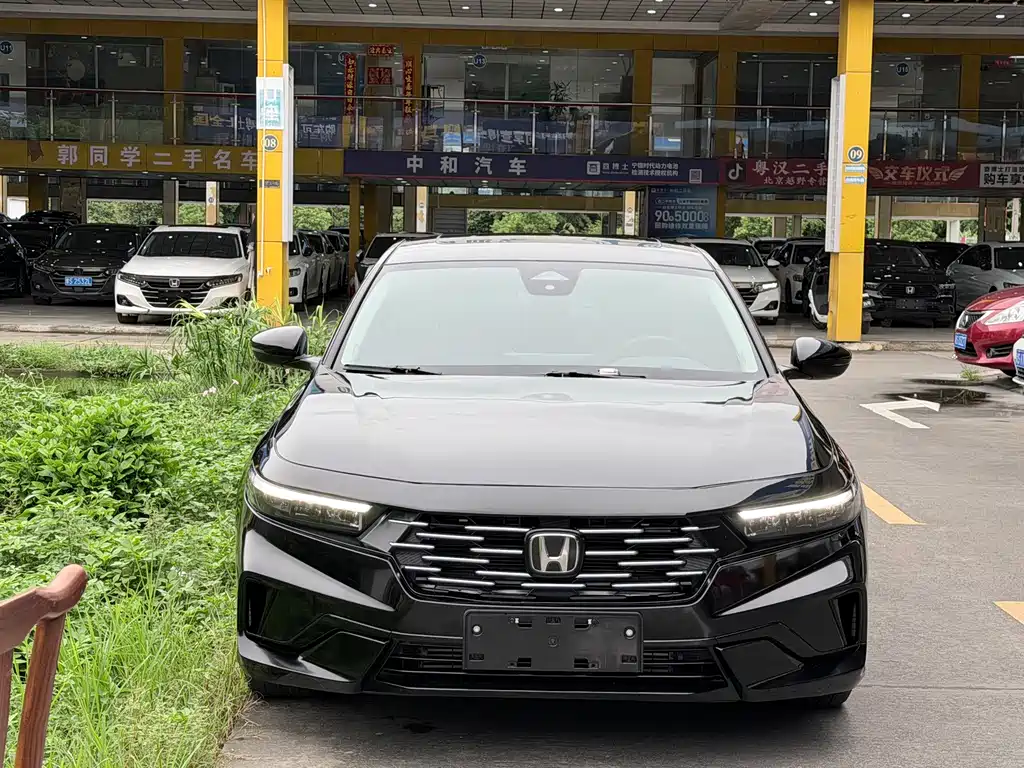 Honda Accord 2025 — фото 2