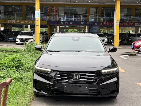 Honda Accord 2025