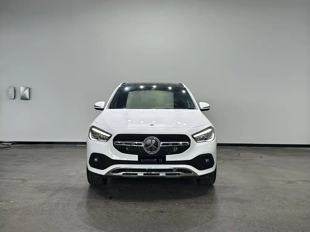 Mercedes-Benz GLA 2023 — фото 3