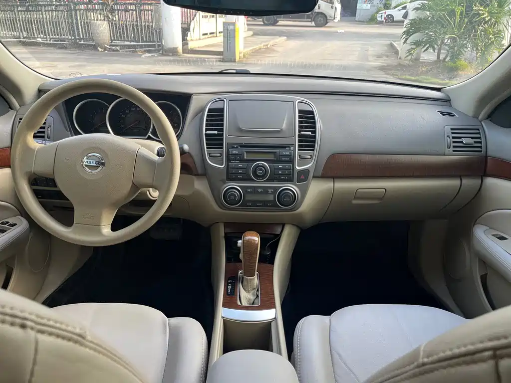 Nissan Sylphy 2012 — фото 13