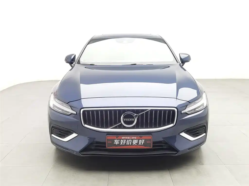Volvo S60 2021 — фото 3