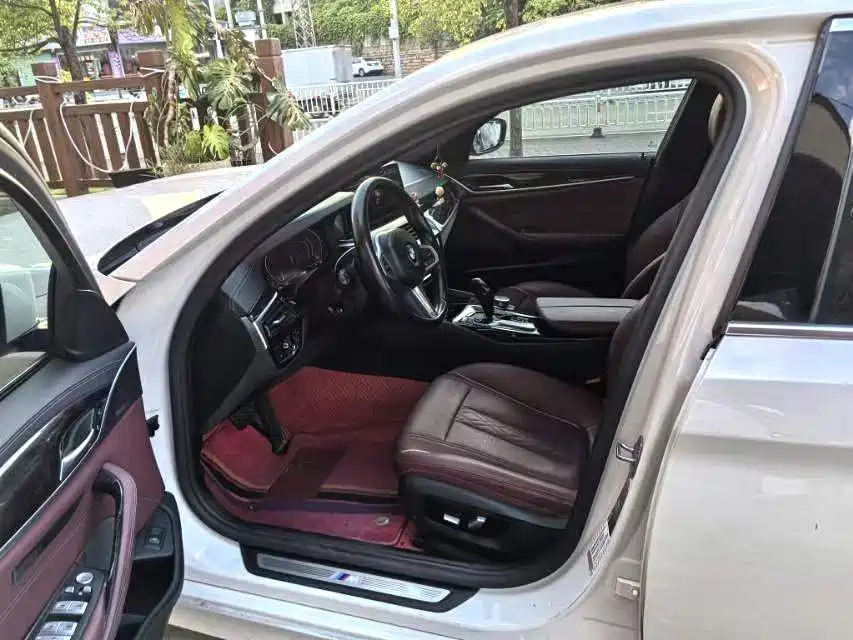 BMW 5 Series 2022