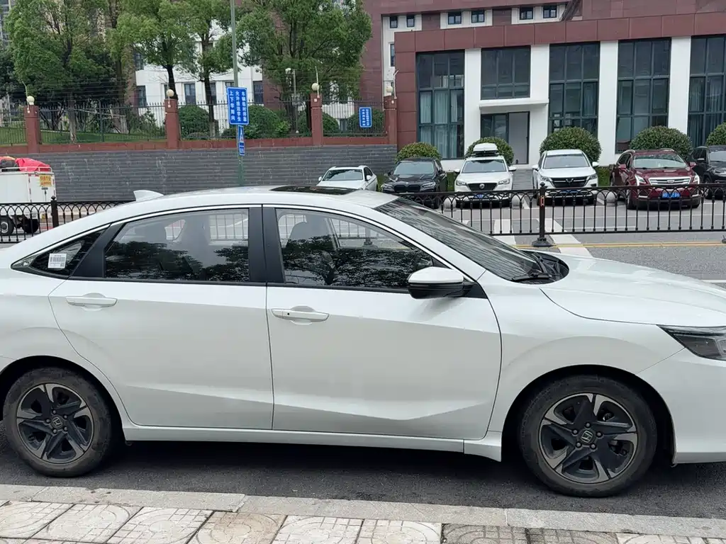 Honda Envix 2022 — фото 10