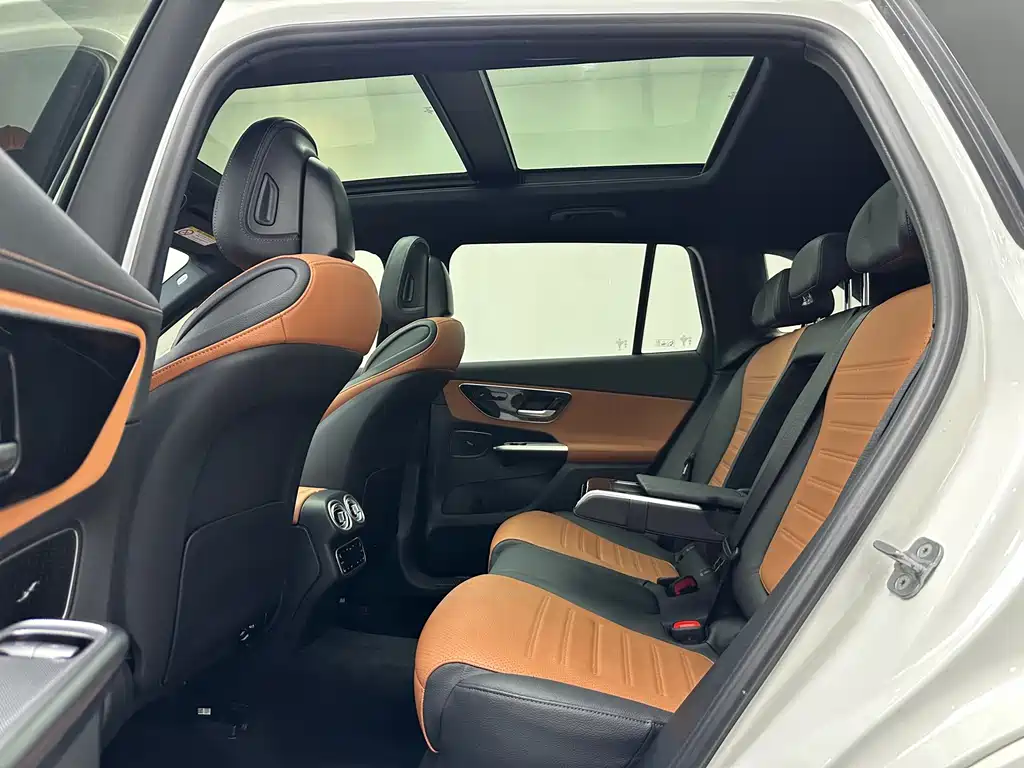 Mercedes-Benz GLC 2024 — фото 11