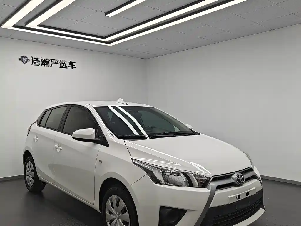Toyota Yaris L 2016