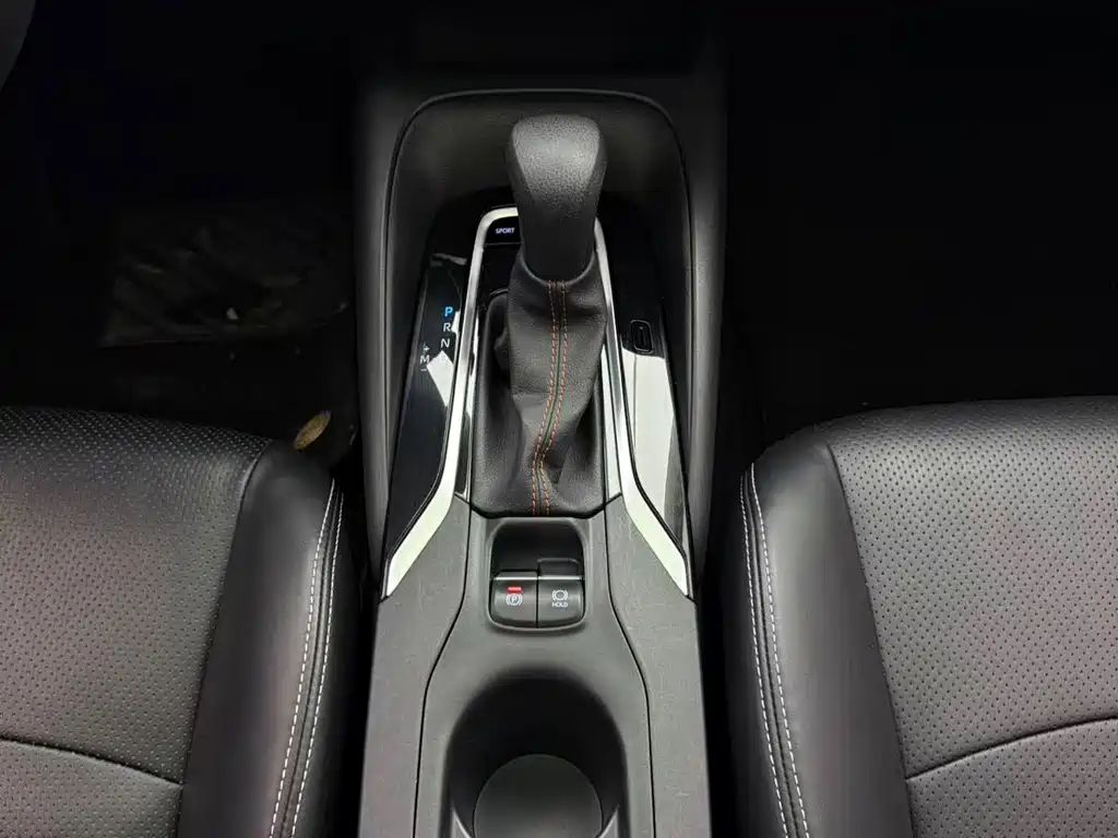Toyota Corolla 2021 — фото 10