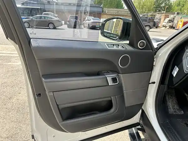 Land Rover Range Rover Sport 2017