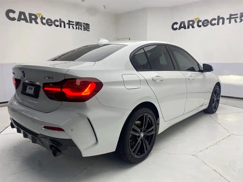 BMW 1 Series 2023
