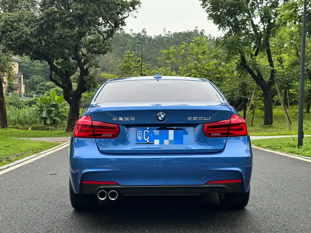 BMW 3 Series 2018 — фото 8