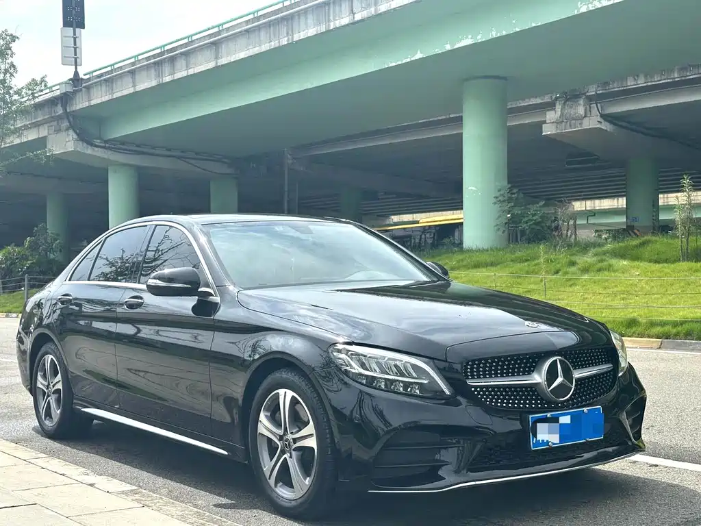 Mercedes-Benz C-Class 2019