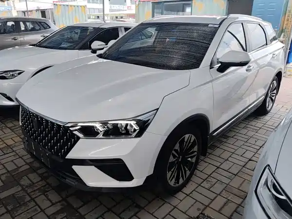 Bestune T77 2021