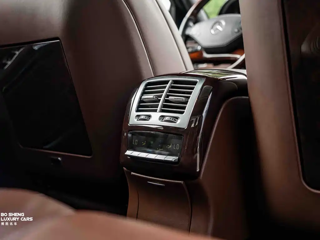 Mercedes-Benz S-Class 2011 — фото 24
