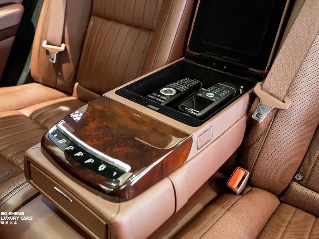 Mercedes-Benz S-Class 2011 — фото 46