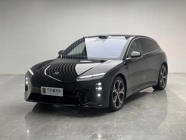 NIO ET5T 2025