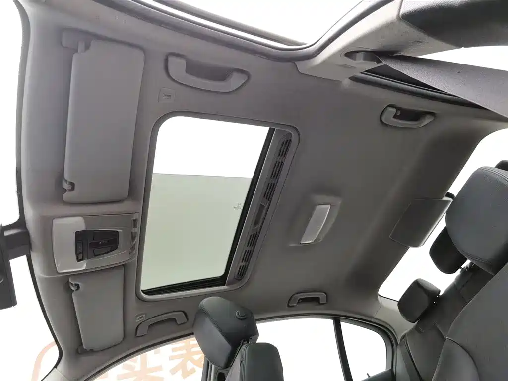 BMW 3 Series 2015 — фото 14