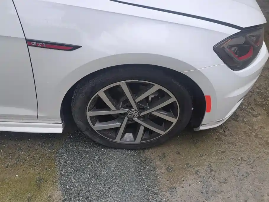 Volkswagen Golf 2020