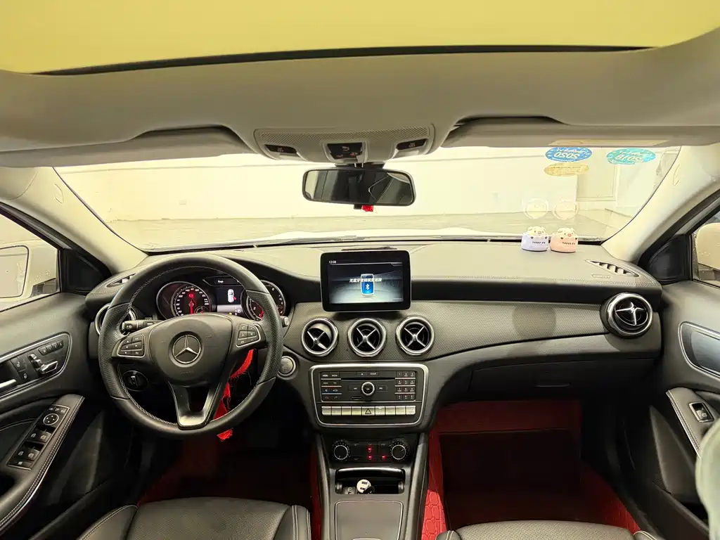 Mercedes-Benz GLA 2017 — фото 14