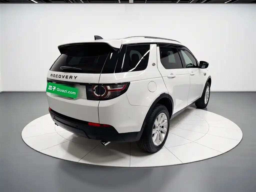 Land Rover Discovery Sport 2018 — фото 7