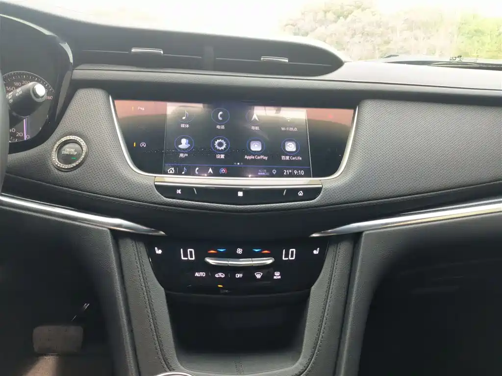 Cadillac XT5 2019 — фото 13