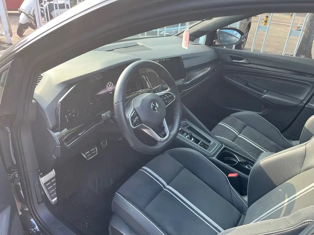Volkswagen Golf 2022