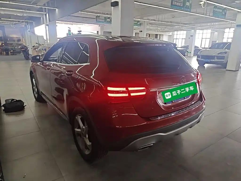 Mercedes-Benz GLA 2017