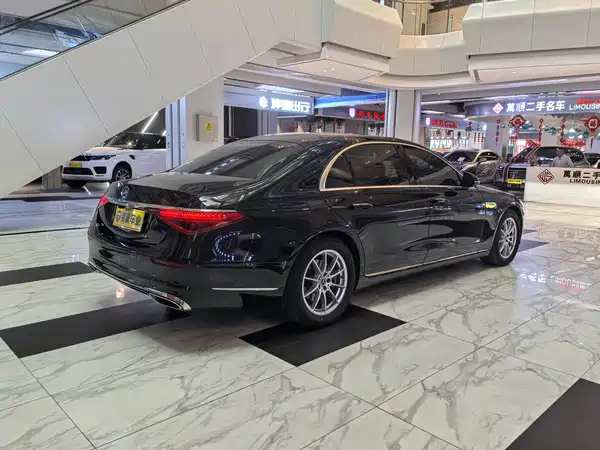 Mercedes-Benz S-Class 2021
