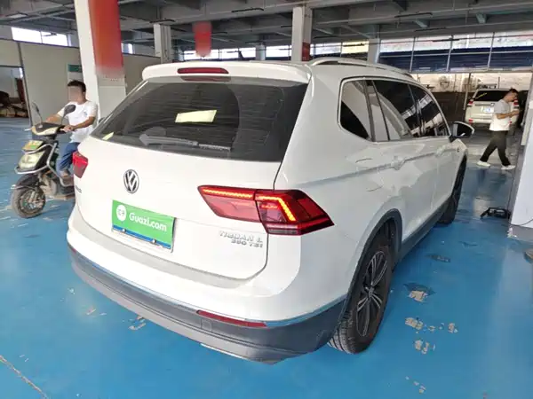 Volkswagen Tiguan L 2017
