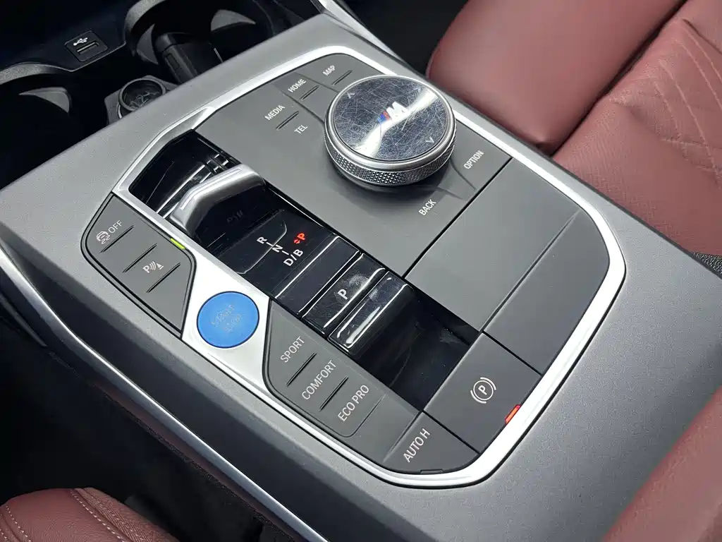 BMW i3 2025 — фото 13