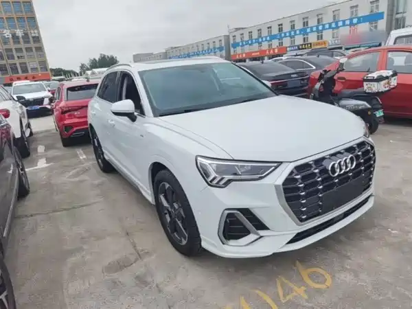 Audi Q3 2022