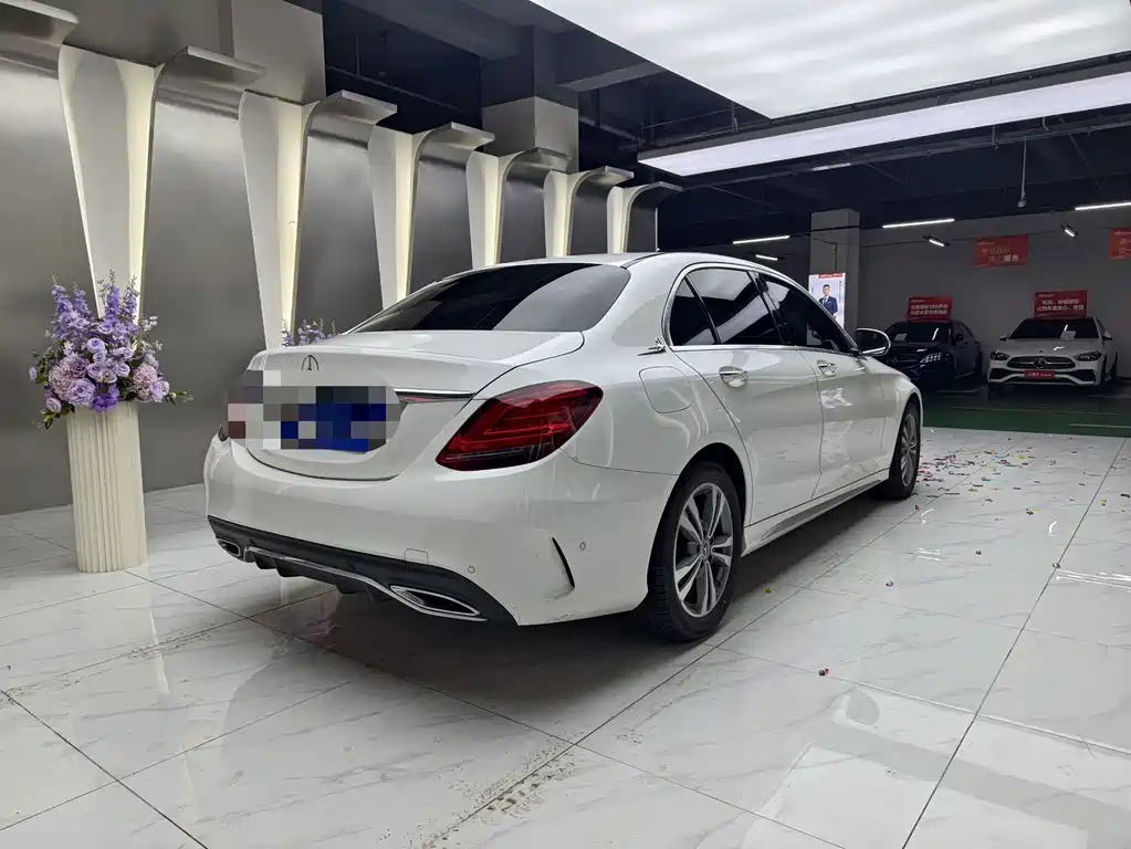 Mercedes-Benz C-Class 2020 — фото 11