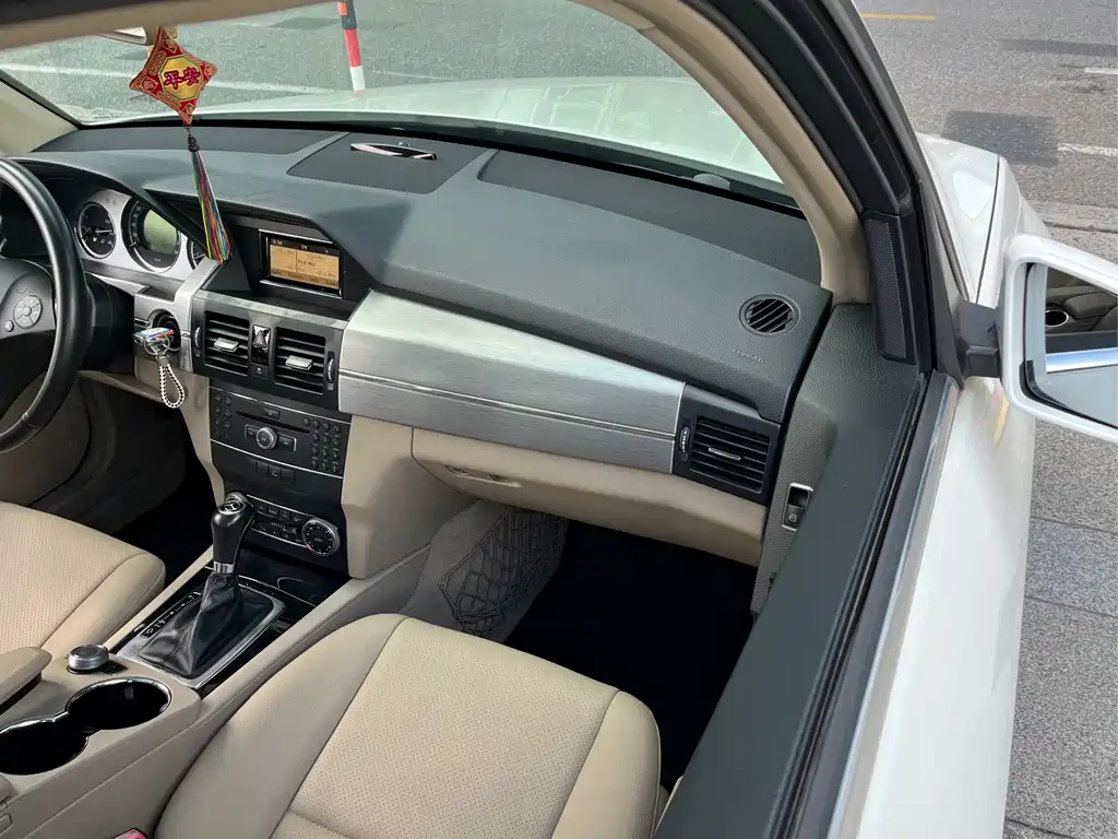 Mercedes-Benz GLK-Class 2011 — фото 18
