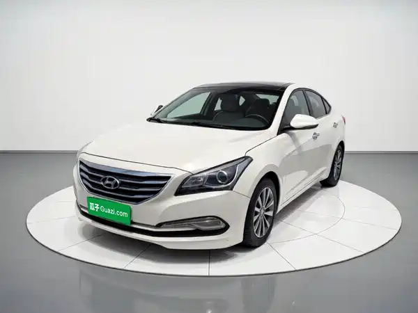 Hyundai Mistra 2014