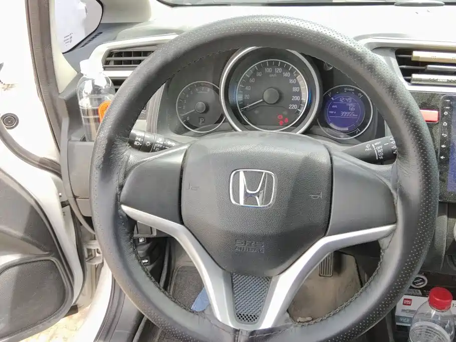 Honda Fit 2015 — фото 15