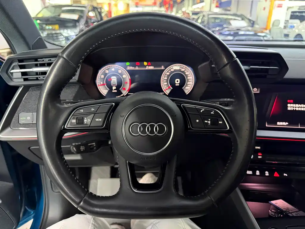 Audi A3 2022 — фото 13