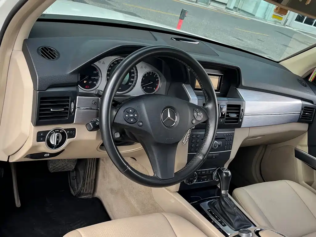 Mercedes-Benz GLK-Class 2011 — фото 11