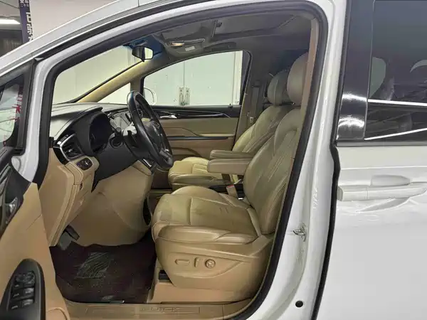 Buick GL8 2018