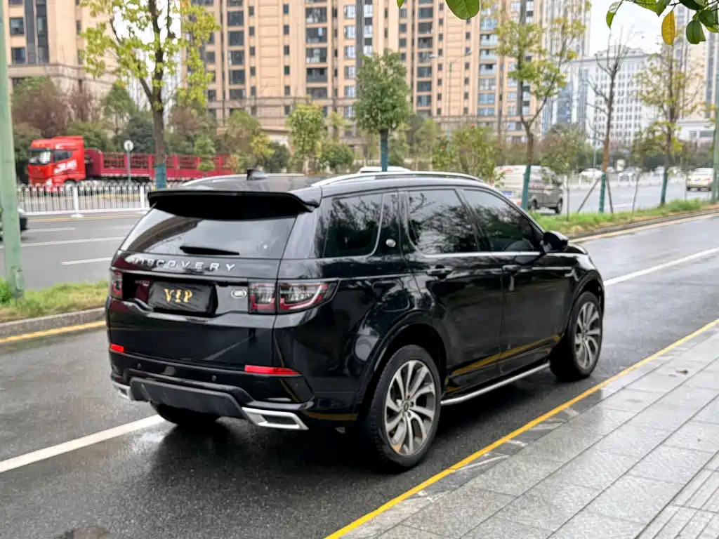 Land Rover Discovery Sport 2022 — фото 11