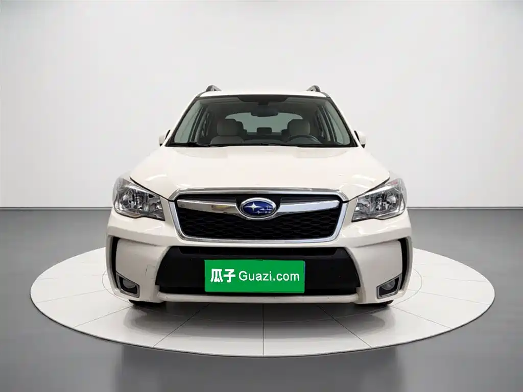 Subaru Forester 2015 — фото 2