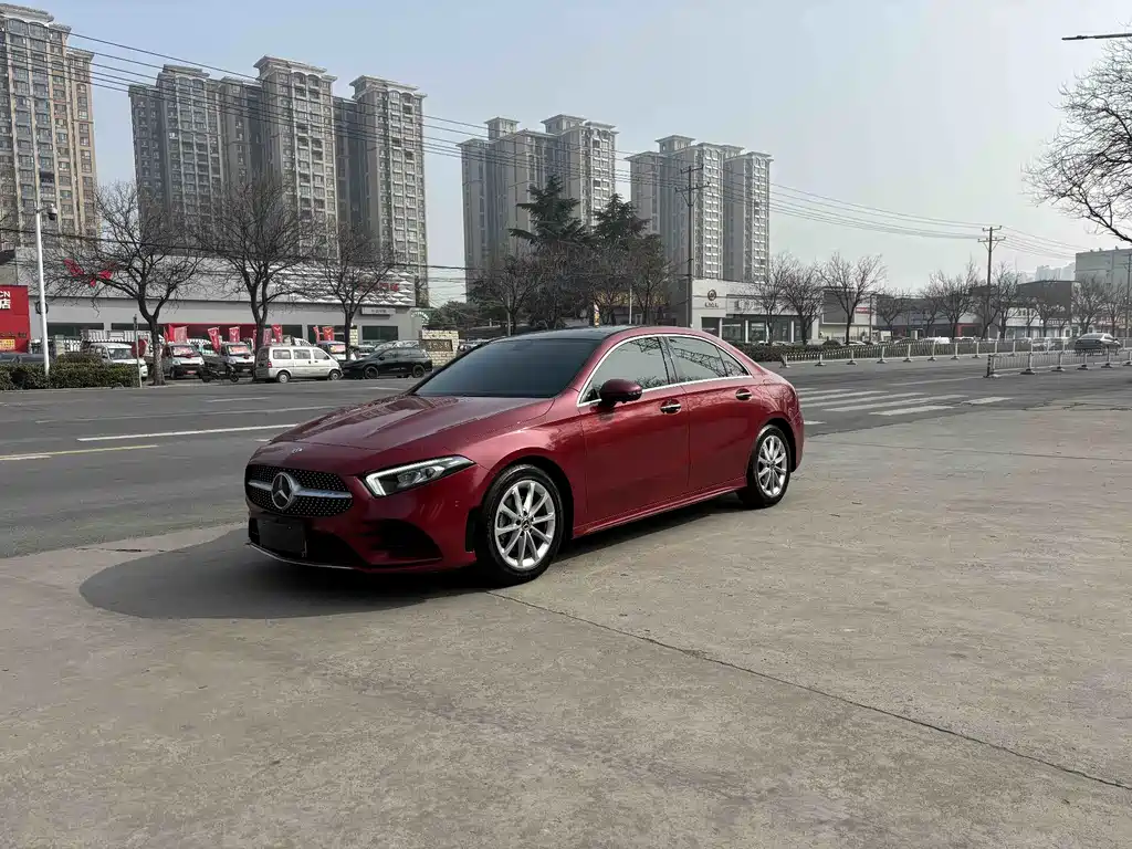Mercedes-Benz A-Class 2020 — фото 1
